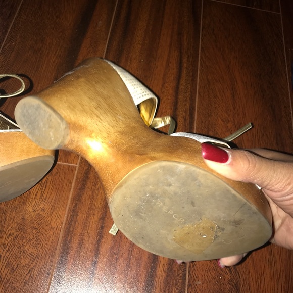 Shoes/wedges****SOLD SOLD SOLD*** - Picture 4 of 5